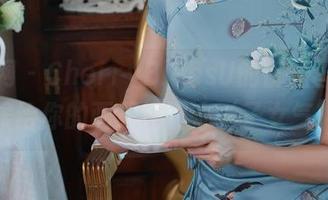 秀人网 - CherryBlessU的御姐图集：是时候给你的画册增添点‘子女气’了！