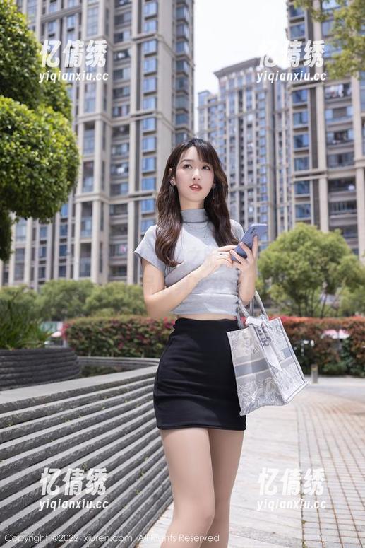 秀人网 - 伊诺的婚纱之旅：模特儿的误会与作品的真实分享！