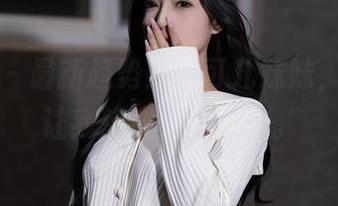 秀人网 - 最新趋势！李可儿妹妹，一下子让我想成为她朋友。