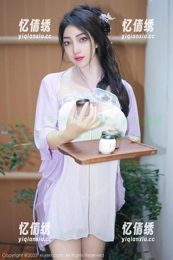 秀人网 - 汐汐baby大冒险：泳装合集照片，见证她与海浪的日常对话