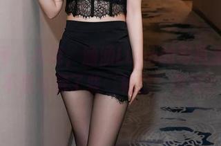 秀人网 - 我说，涵涵Luna的写真里面是不是埋藏了些‘秘密’信号？
