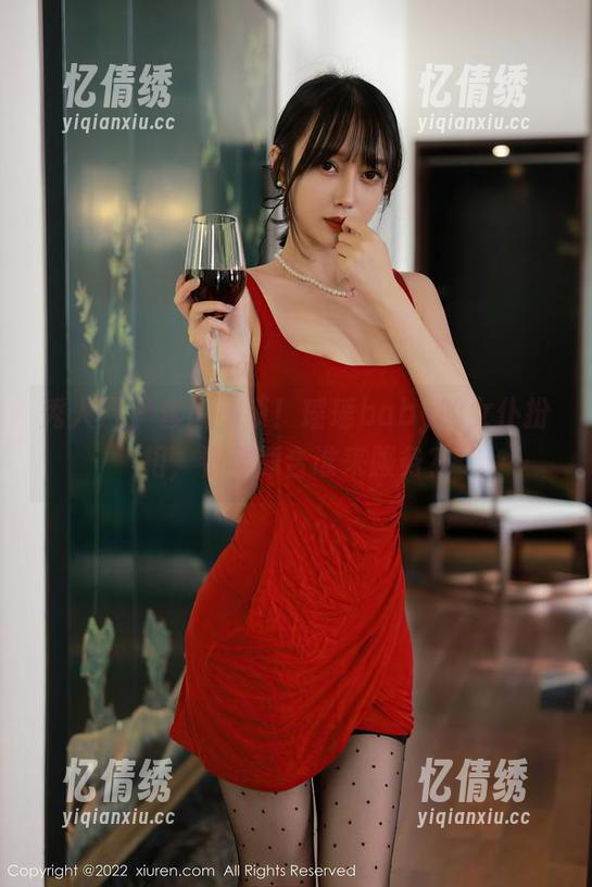 秀人网 - 套图解锁！瑶瑶baby的女仆扮相，看看适合谁来服务？