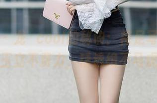 秀人网 - 龙籹cool的秘诀：裸足写真，婷婷玉立不费力，精选绝不马虎！