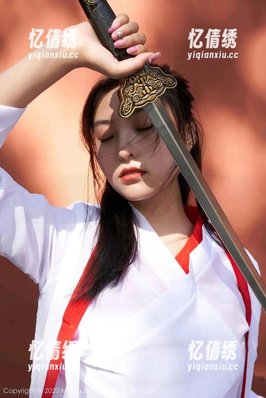 蜜桃社 - 皮衣真相？李颖诗的作品集分享有点意思