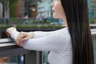 蜜桃社 - 琉璃lily的油亮合集——更新不仅在视觉上，更在心里留下种……别样的涟漪！