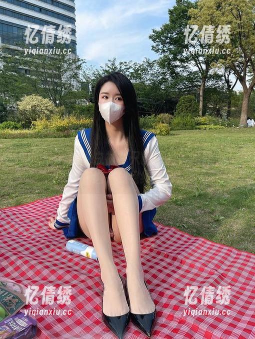 微密圈 - 谁说白衬衫只能单调？软妹小九九这一波我给满分