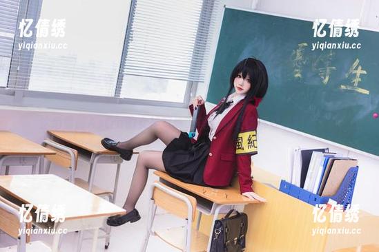 这组雪晴Astra的女神写真，美图的灵魂都要跳起来了！