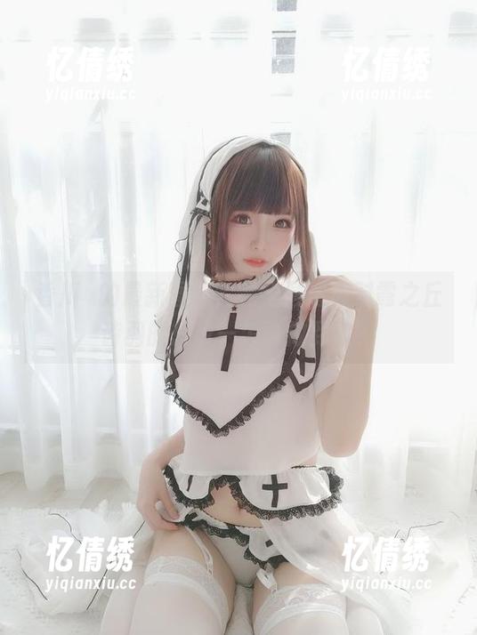 香川澪的最新图集，完全颠覆你对霞之丘诗羽的想象—怎么做到的？
