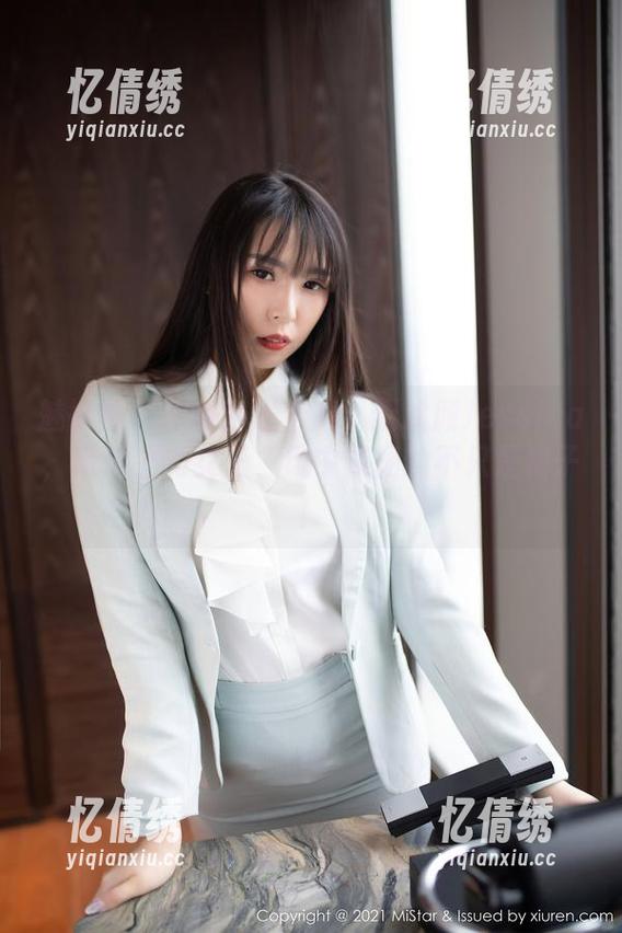魅妍社 - 户外奇遇合集：赵欢颜Jessica，草地上的女王，风中飘扬的不只是裙子！